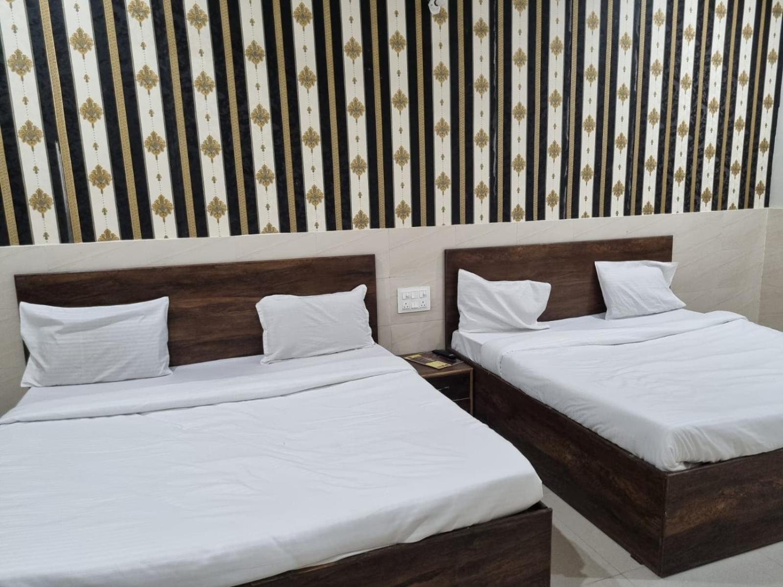 Vrindavan Bhakti Bhavan- Near Prem Mandir By Mukund Hotel Exterior photo